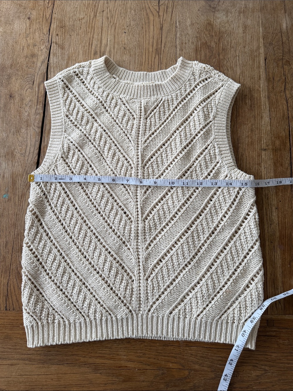 A.N.A. Cream Knit Sleeveless Sweater Vest size XS - Picture 3 of 4